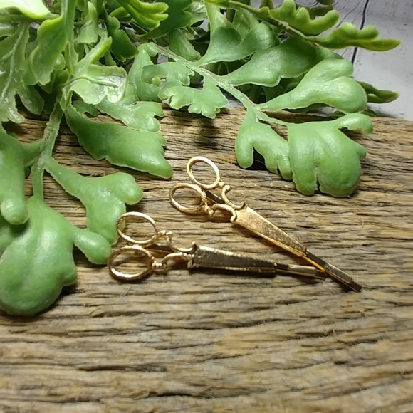 unbranded Accessories - Antique looking scissor bobby pins